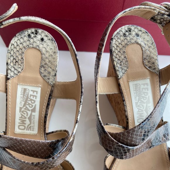 Salvatore Ferragamo Women Persy Wedges 9B - Picture 4 of 7